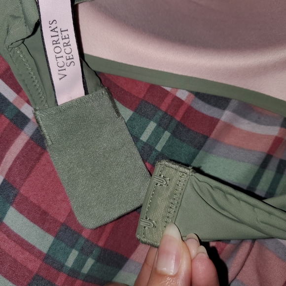 Victoria's Secret Lightly Lined Wireless T-Shirt 34DD Bra - Picture 12 of 14